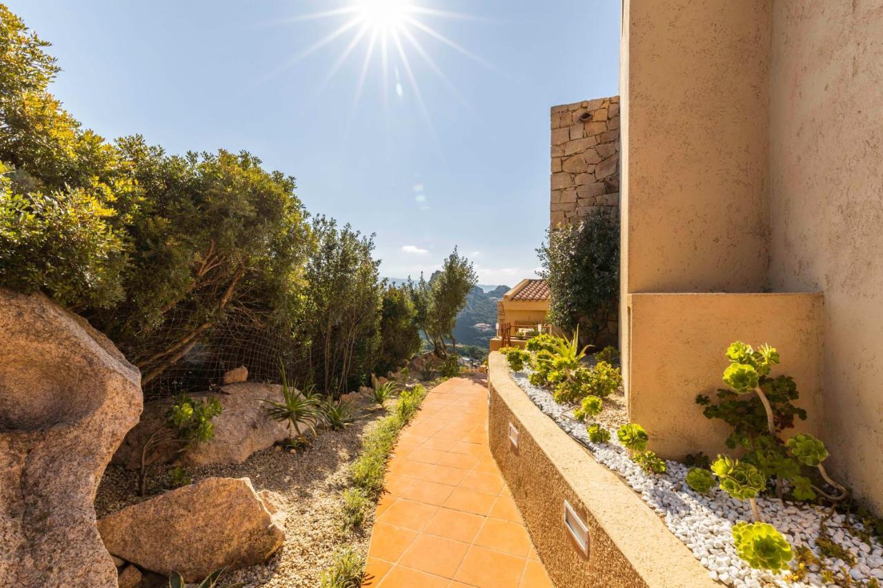 Villa Esmeralda - Free Wifi - With Swimming Pool Costa Paradiso Esterno foto