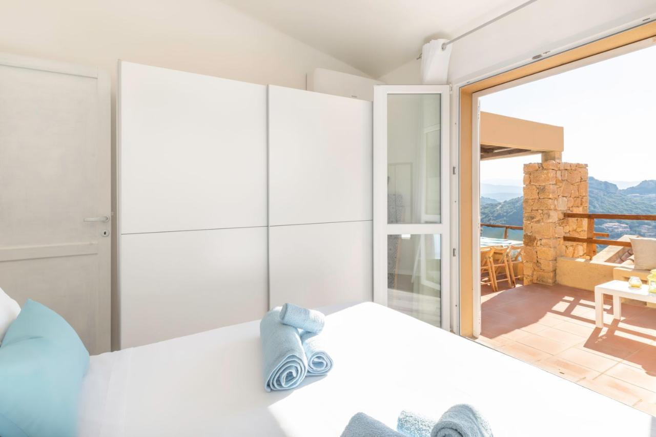 Villa Esmeralda - Free Wifi - With Swimming Pool Costa Paradiso Esterno foto